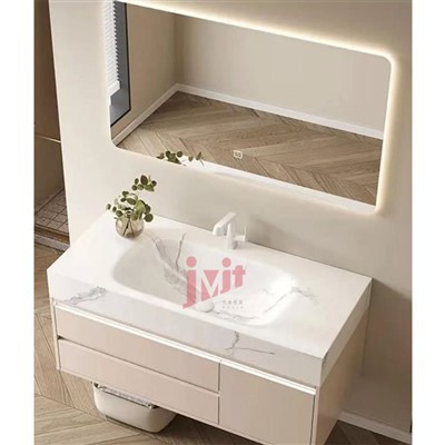 SMC у ванній кімнаті цвіль